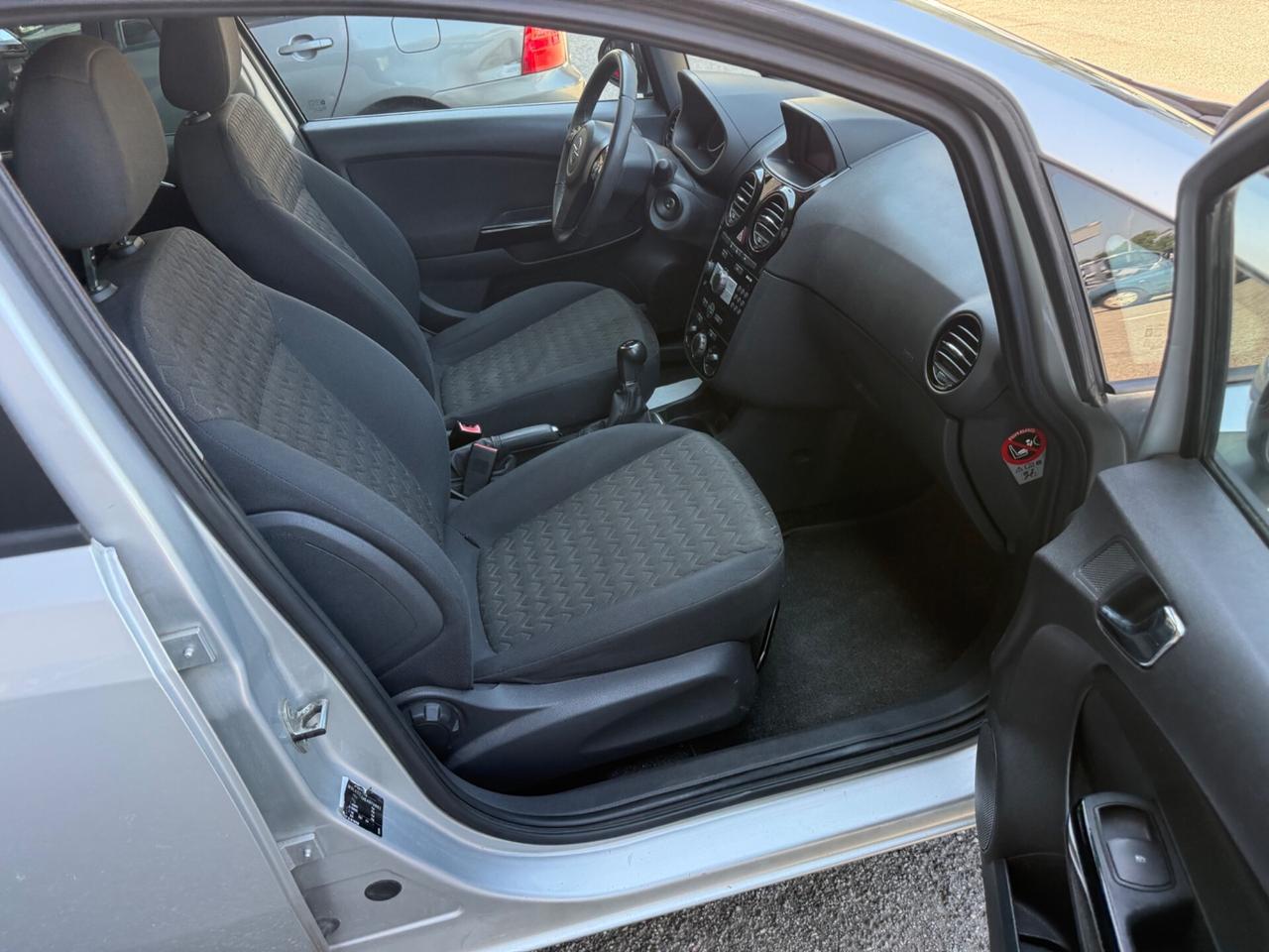 Opel Corsa 1.2 85CV 5 porte GPL-TECH Edition
