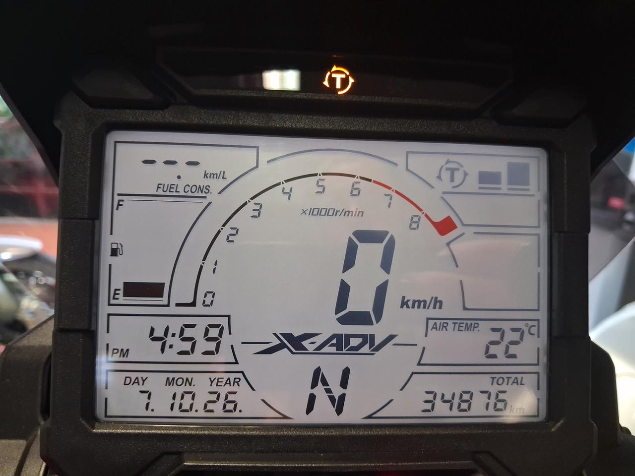 Honda X-ADV 750 ABS + TCS