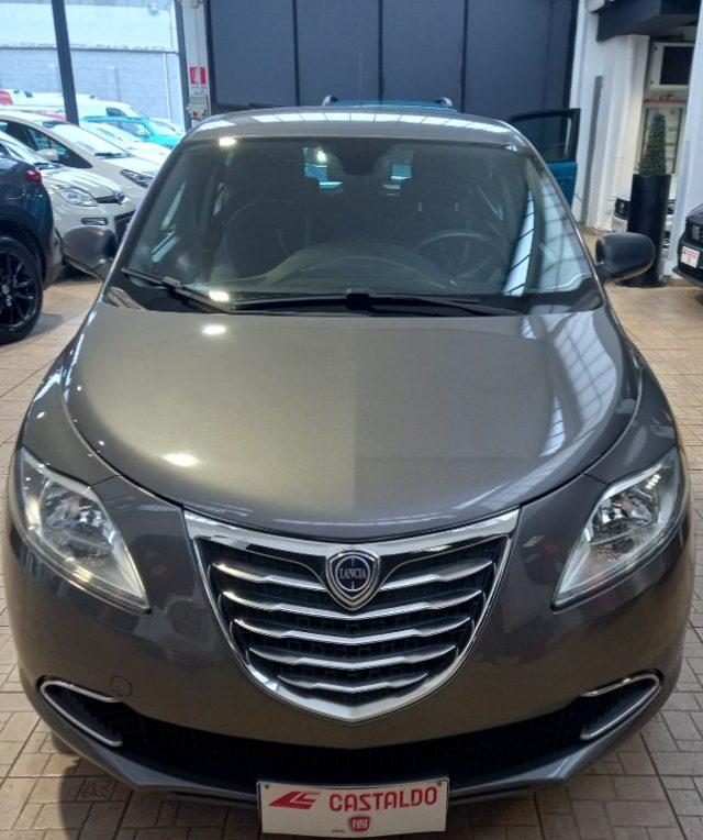 LANCIA Ypsilon 1.2 69 CV 5 porte Silver