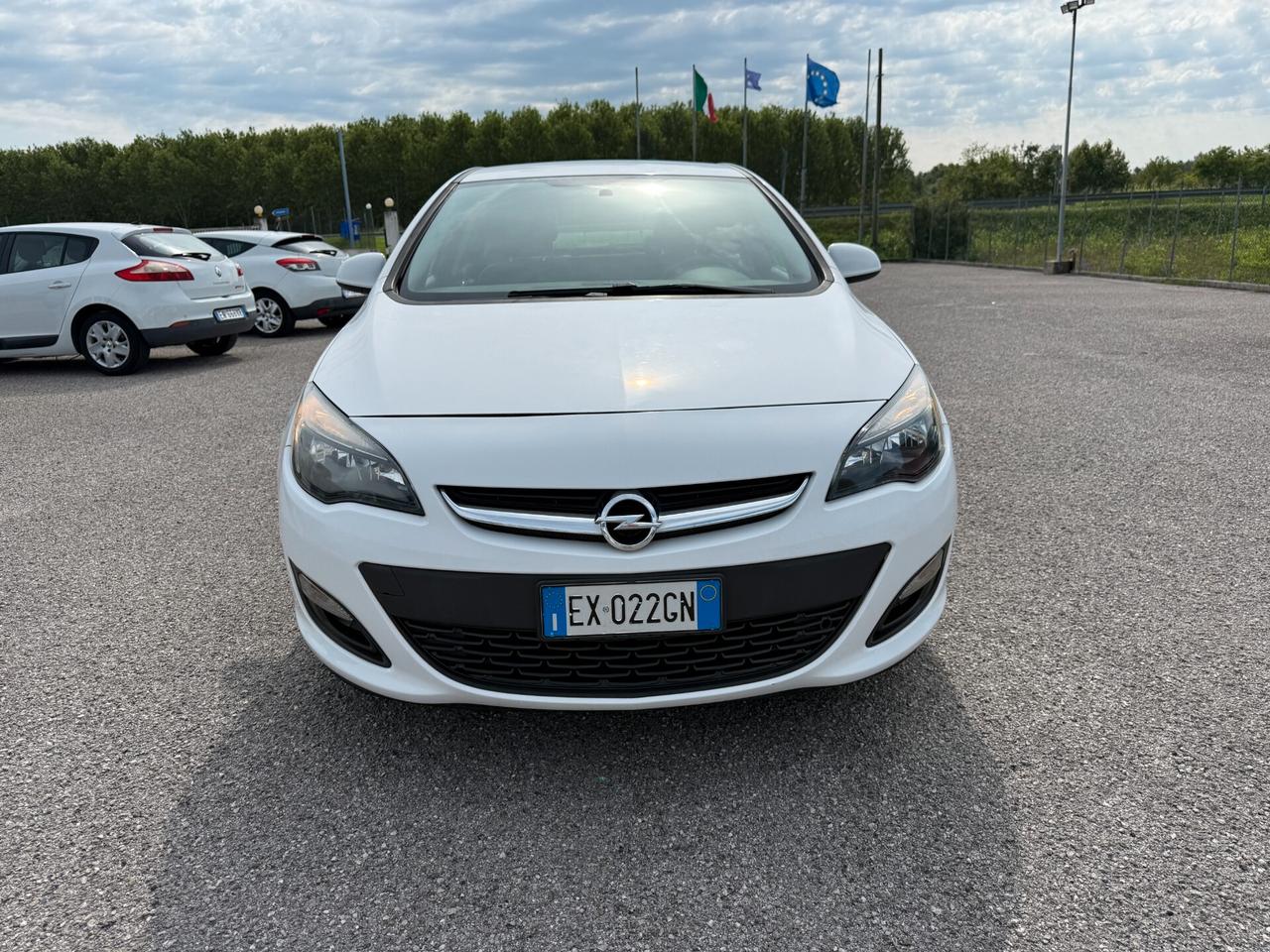 Opel Astra 1.4 100CV 4 porte Elective