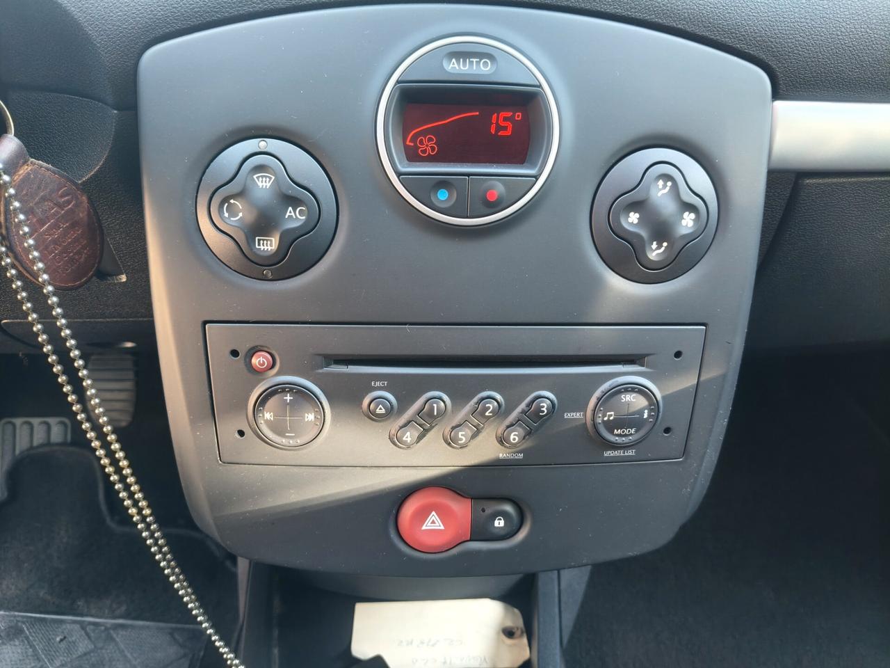 Renault Clio 1.6 5 porte SOLAMENTE 61.000 KM