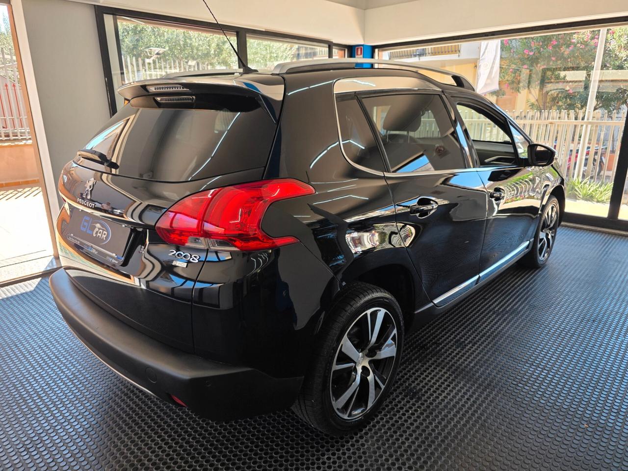 Peugeot 2008 1.6 e-HDi 115 CV Stop&Start Allure