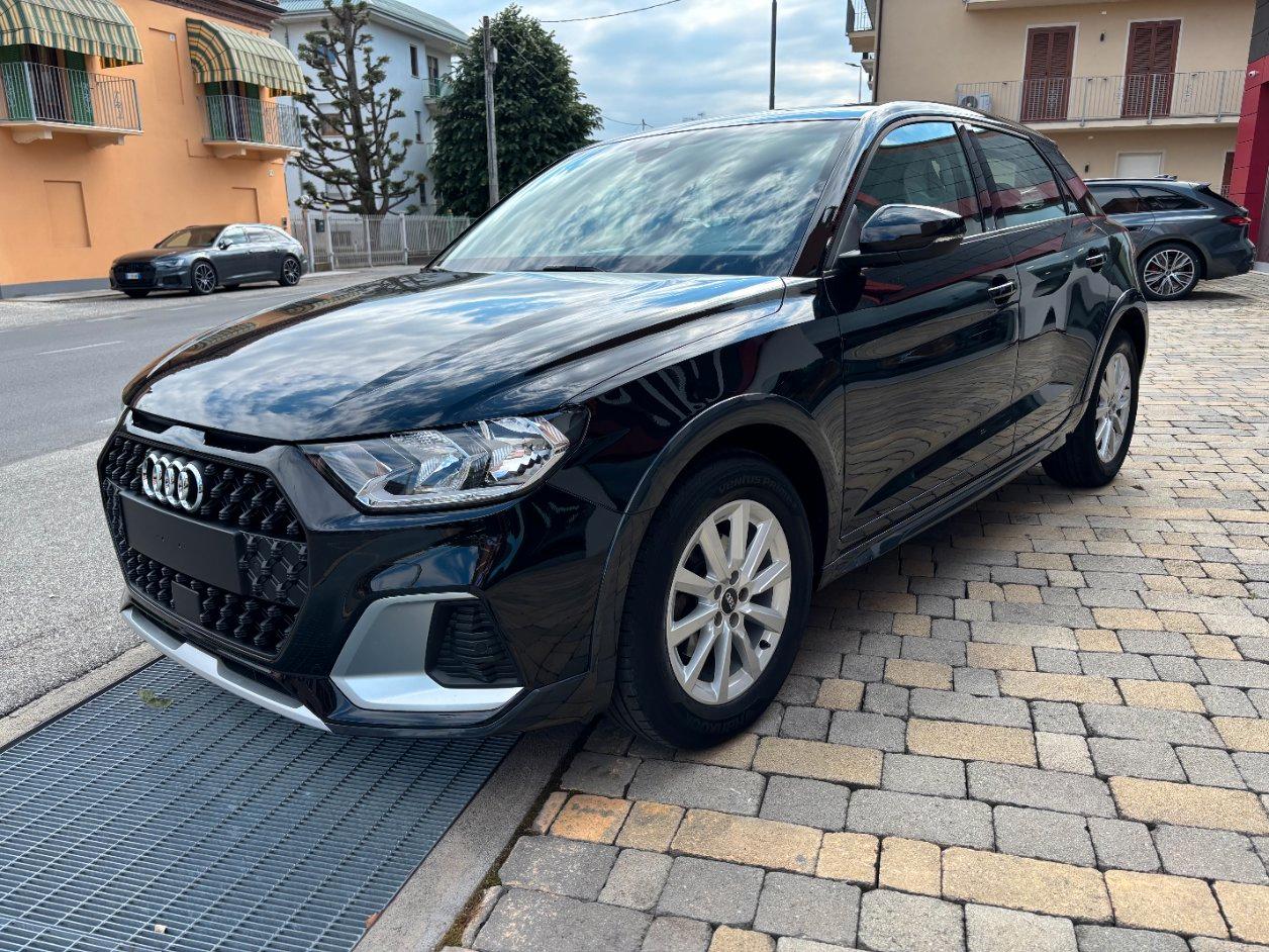 Audi A1 Citycarver 25 1.0 tfsi 95cv APP CONNECT-16"