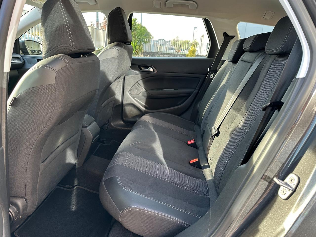 Peugeot 308 BlueHDi 130 S&S SW Active