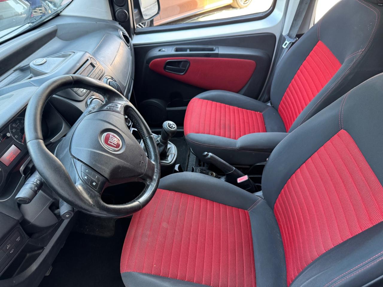 Fiat Qubo 1.3 MJT 75 CV Trekking