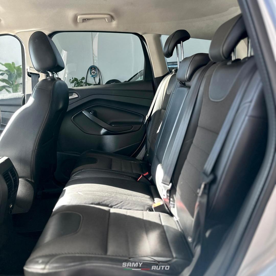 Ford Kuga 2.0 TDCI 120 CV S&S 2WD Titanium