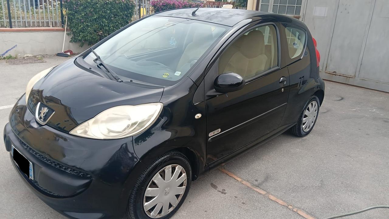 Peugeot 107 1.0 68CV 3p. Sweet Years