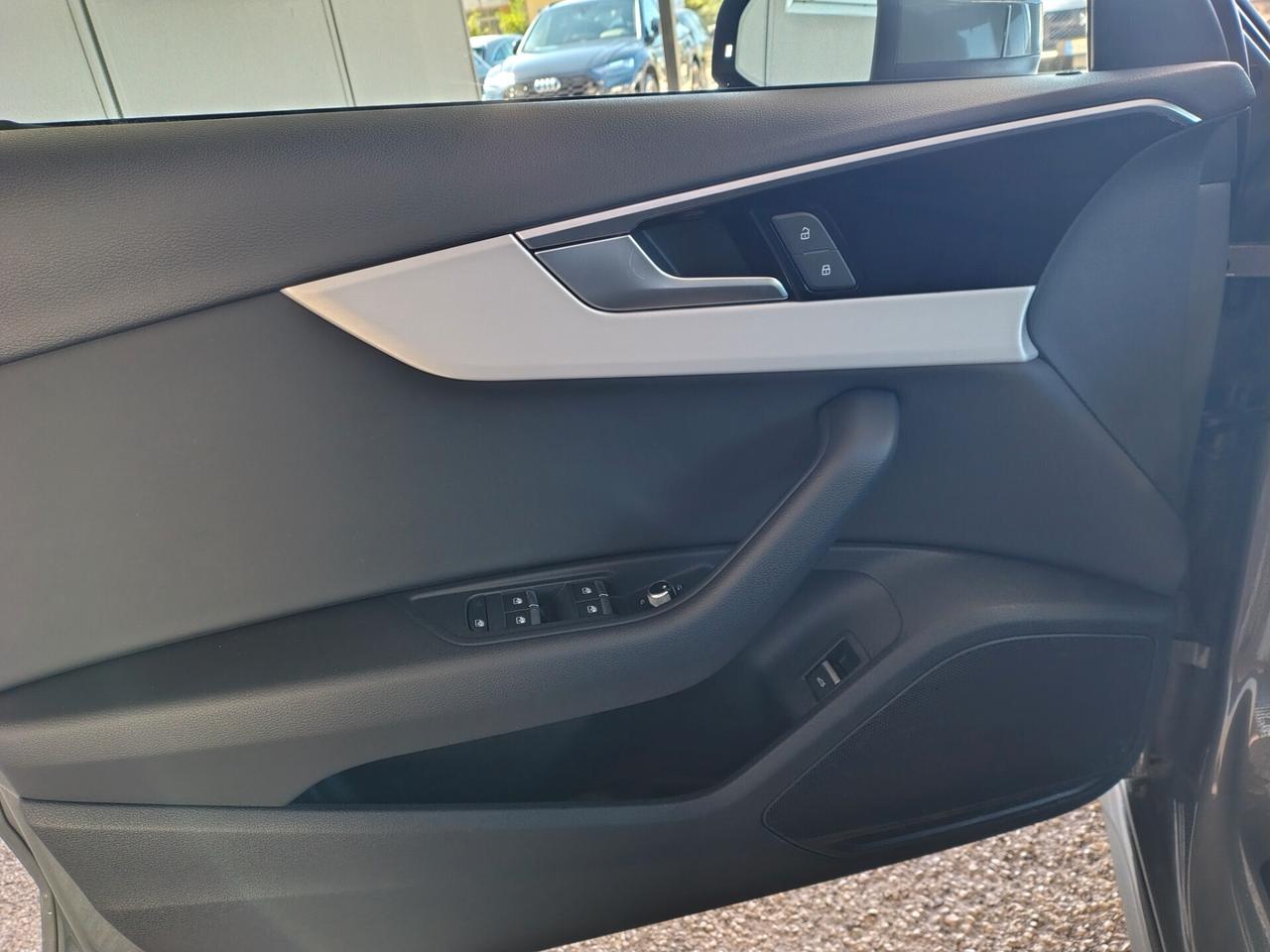 Audi A4 40 TDI quattro S tronic line edition