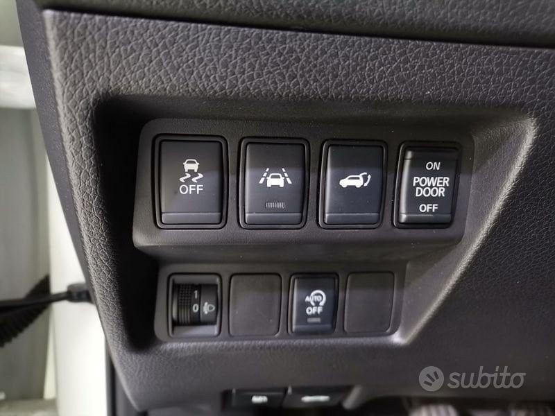 Nissan X-Trail dCi 150 2WD N-Connecta