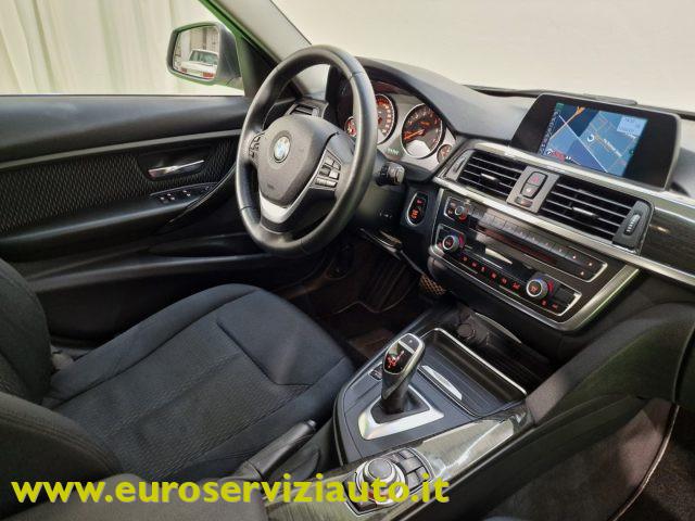 BMW 328 i Luxury