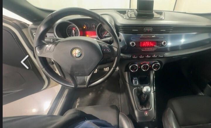 Alfa Romeo Giulietta 1.4 t. m.air Distinctive 170cv 12 mesi garanzia