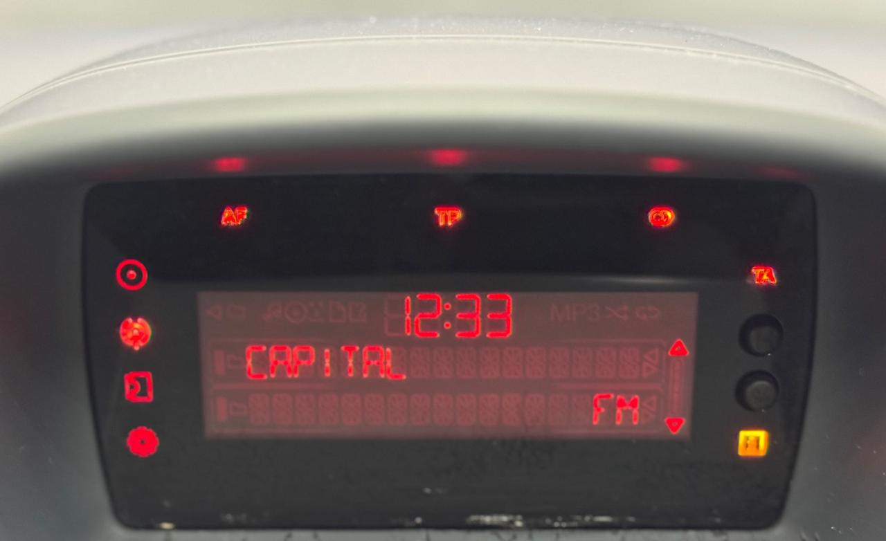 Ford Fiesta 1.2 Benzina 5Porte ADATTA NEOPATENTATI