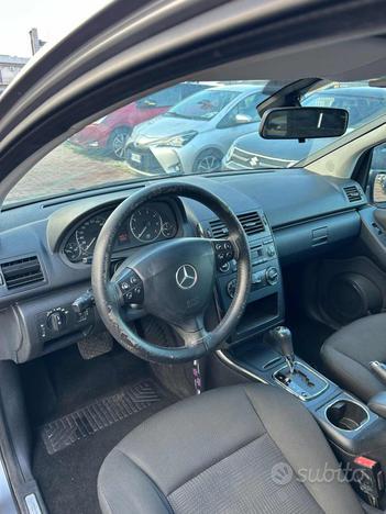 MERCEDES-BENZ A 160 AUTOMATIC leggi descrizione