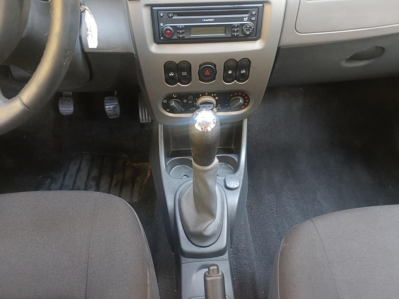 Dacia Sandero 1.2 16V