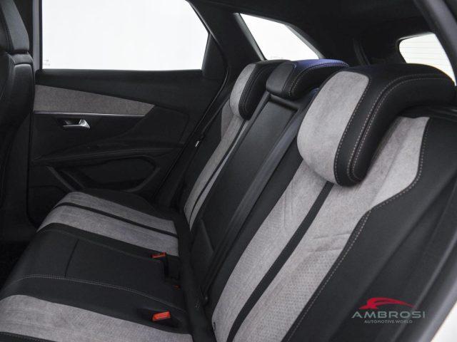 PEUGEOT 3008 Hybrid 225 e-EAT8 GT