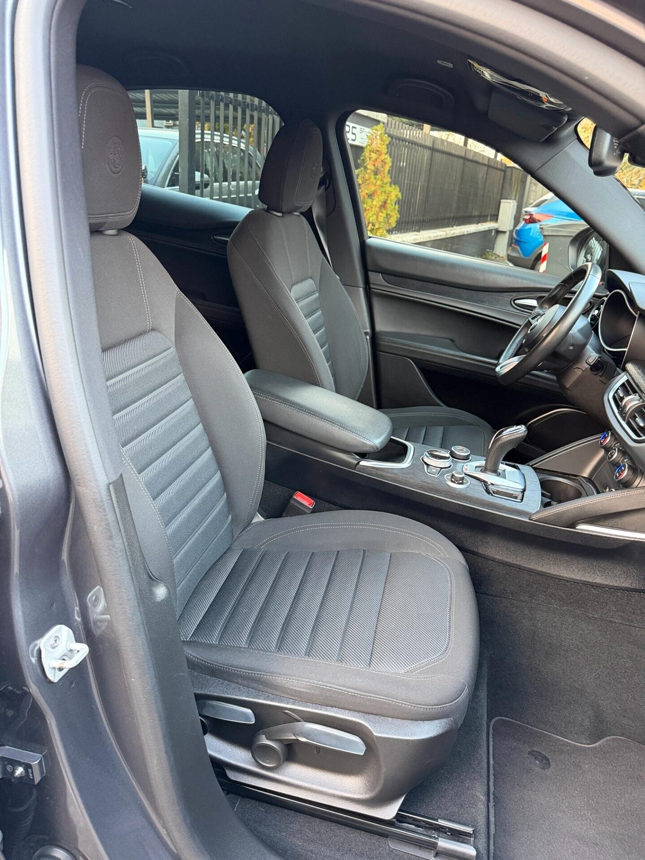 Alfa Romeo Stelvio 2.2 Turbodiesel 210 CV AT8 Q4 Veloce