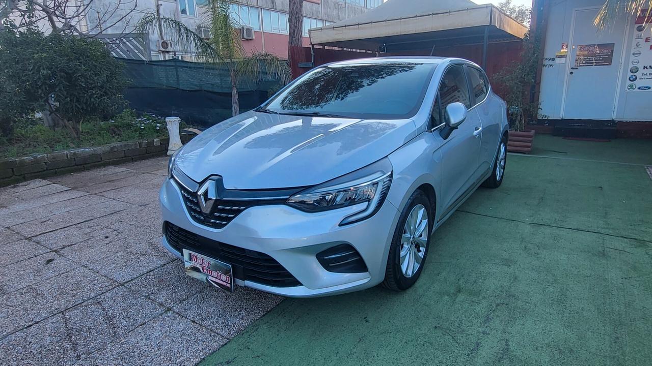 Renault Clio Hybrid E-Tech 140 CV 5 porte Intens