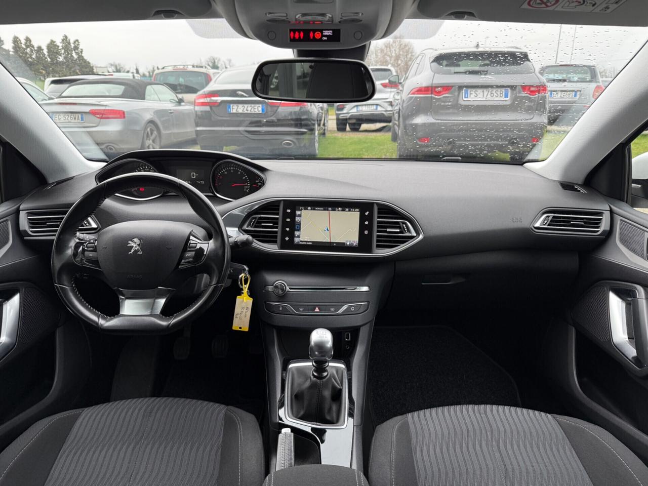 Peugeot 308 - 1.2 b. UNIPRO|DISTRIBUZIONE ESEGUITA