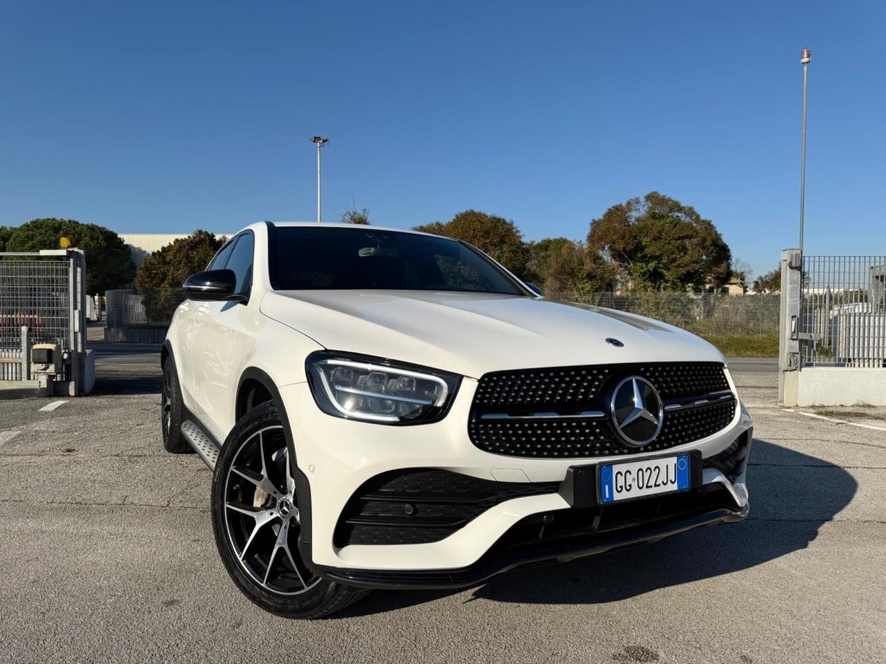 MERCEDES GLC Coupe 220D Premium Amg-Led 20