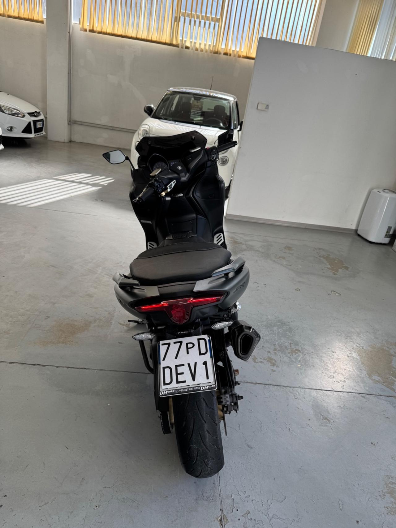 Yamaha TMAX 560 Tech Max