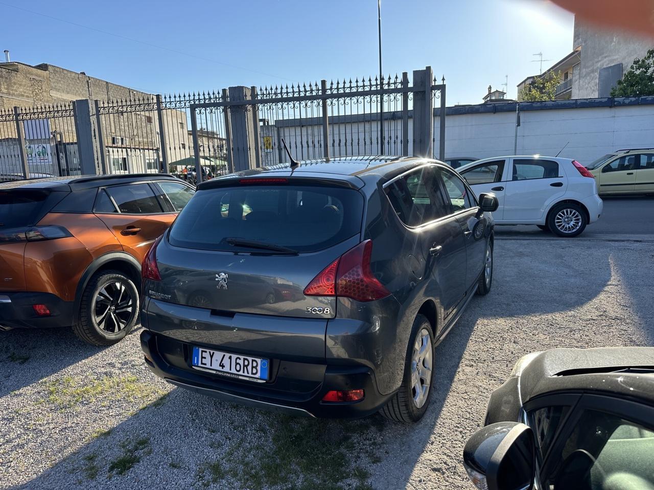 Peugeot 3008 1.6 HDi 110CV Allure tetto panoramico