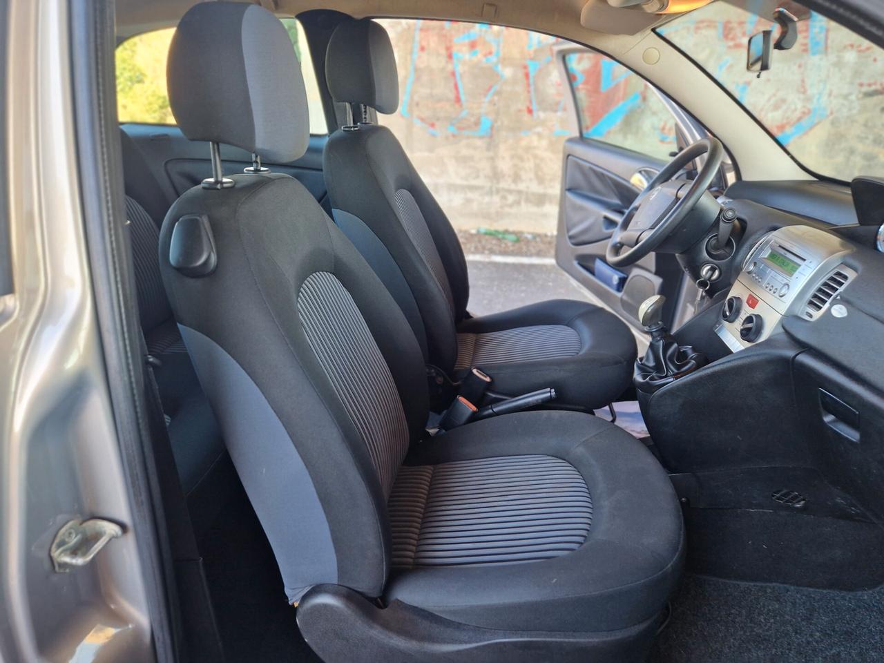 Lancia Ypsilon 1.2 Argento