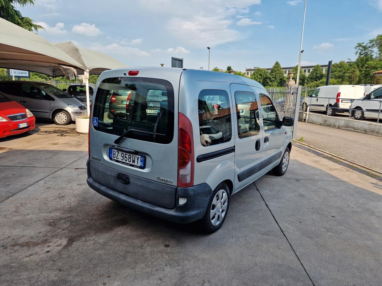 Renault Kangoo 1.2 16V TRASPORTO DISABILI