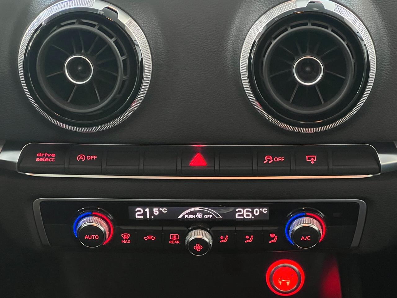 Audi A3 1.6 TDI ultra Attraction