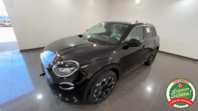 FIAT 600 Hybrid DCT MHEV La Prima