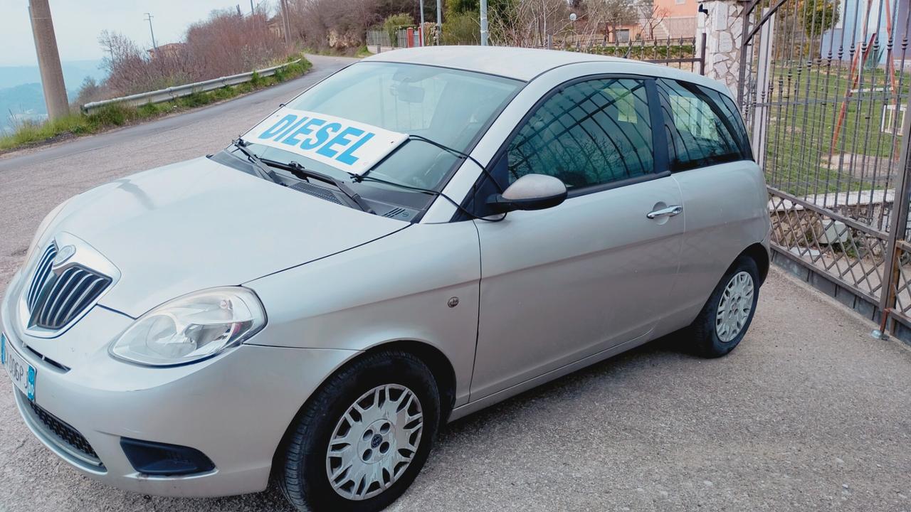 Lancia Ypsilon 1.3 Multijet 16V Argento