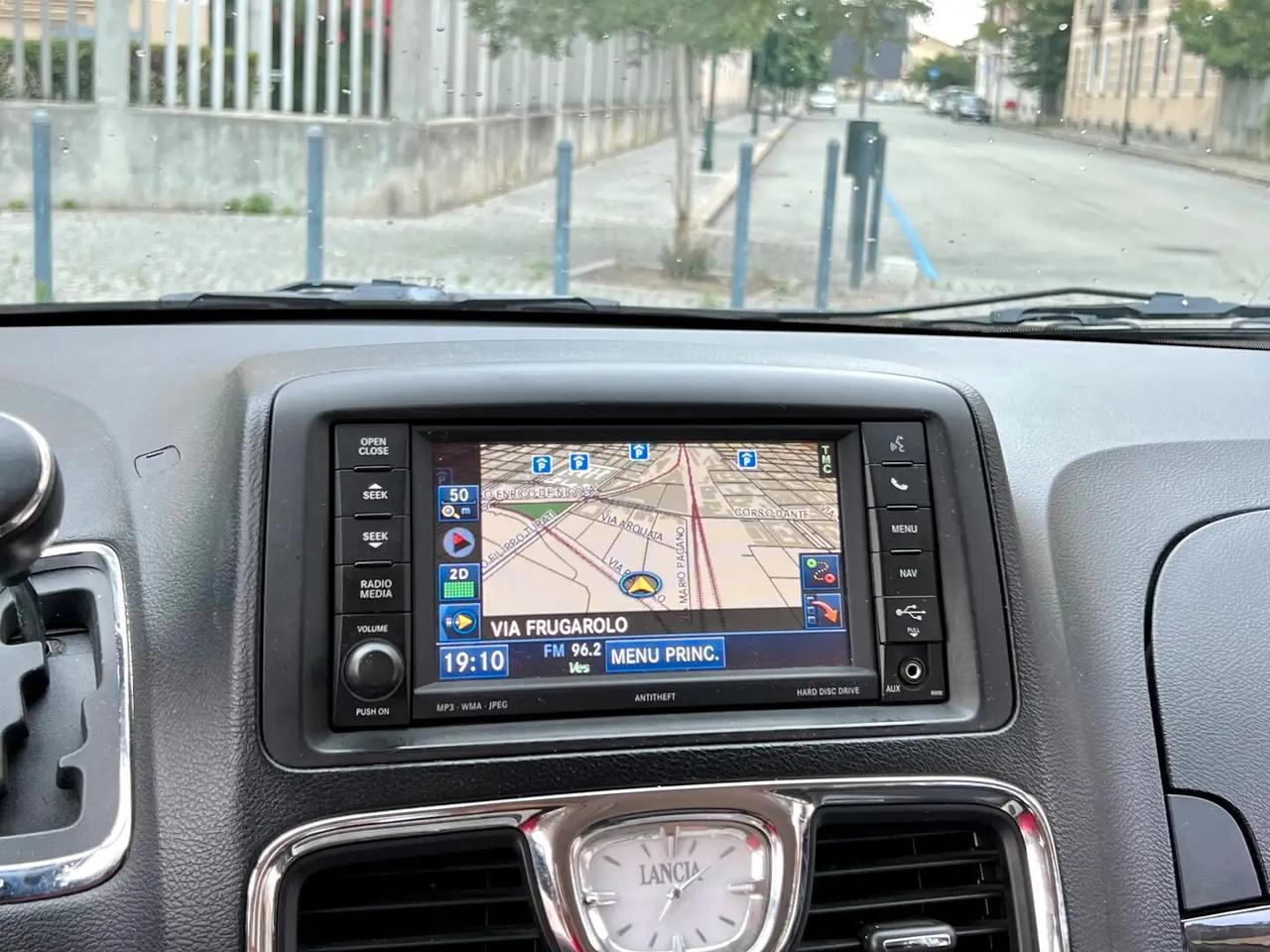 Lancia Voyager 2.8 Turbodiesel Platinum 177 CV