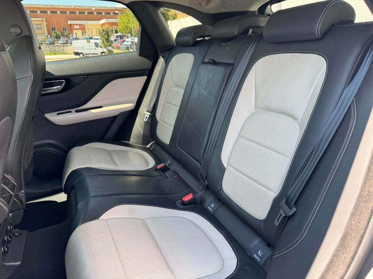 Jaguar F-Pace 2.0 D 180 CV AWD aut. R-Sport