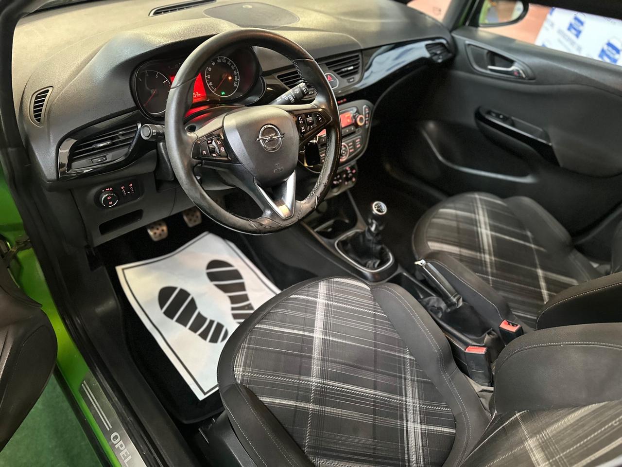 Opel Corsa 1.4 90CV /2015/kmcertif/ok neopate/benzi