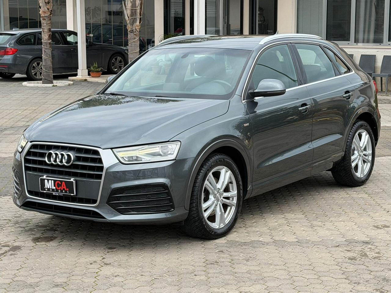 Audi Q3 2.0 TDI 120 CV S tronic Sport S-LINE