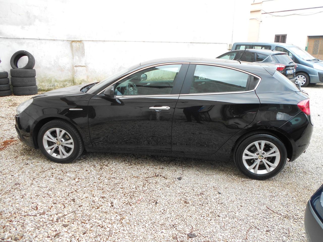 Alfa Romeo Giulietta 1.6 JTDm-2 105 CV Distinctive