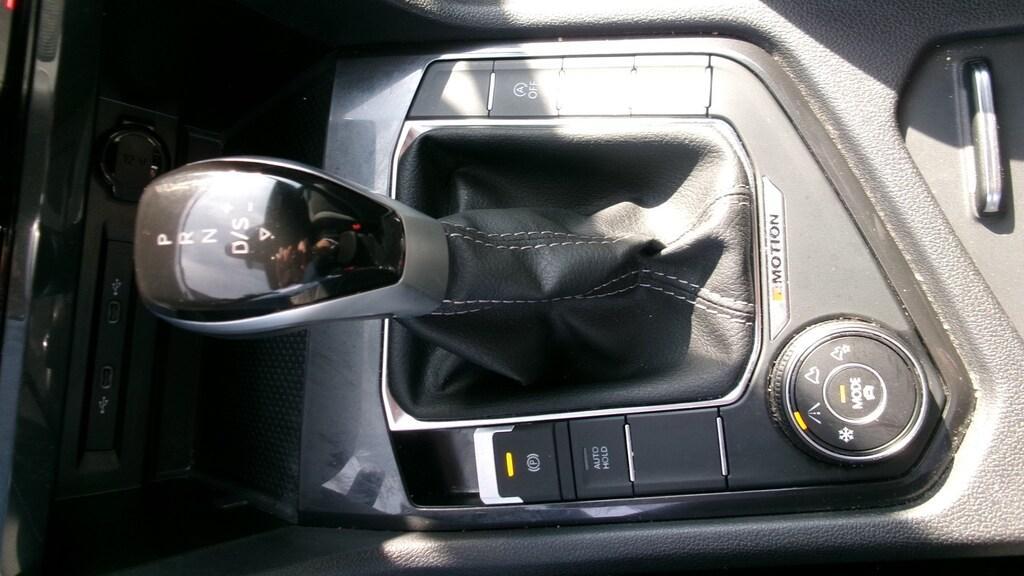 Volkswagen Tiguan 2.0 TDI SCR R Line 4Motion DSG