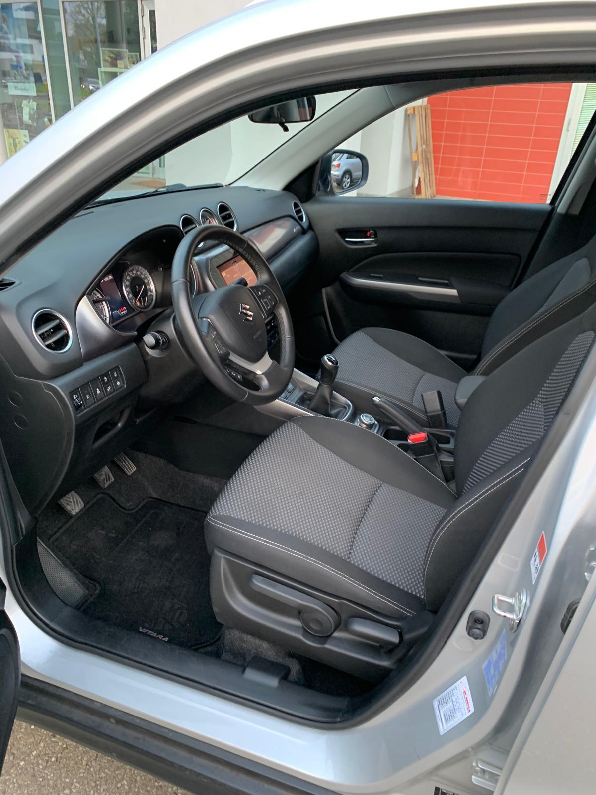 Suzuki Vitara 1.0 Boosterjet 4WD AllGrip Starview-4X4-