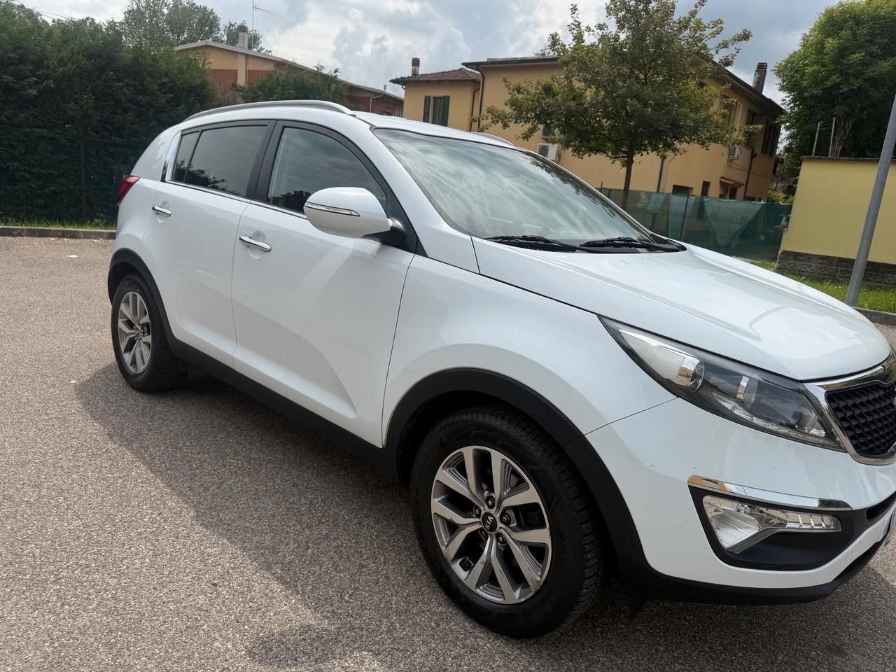 Kia Sportage 1.6 Gpl - NEOP. - 12 MESI DI GARANZIA -
