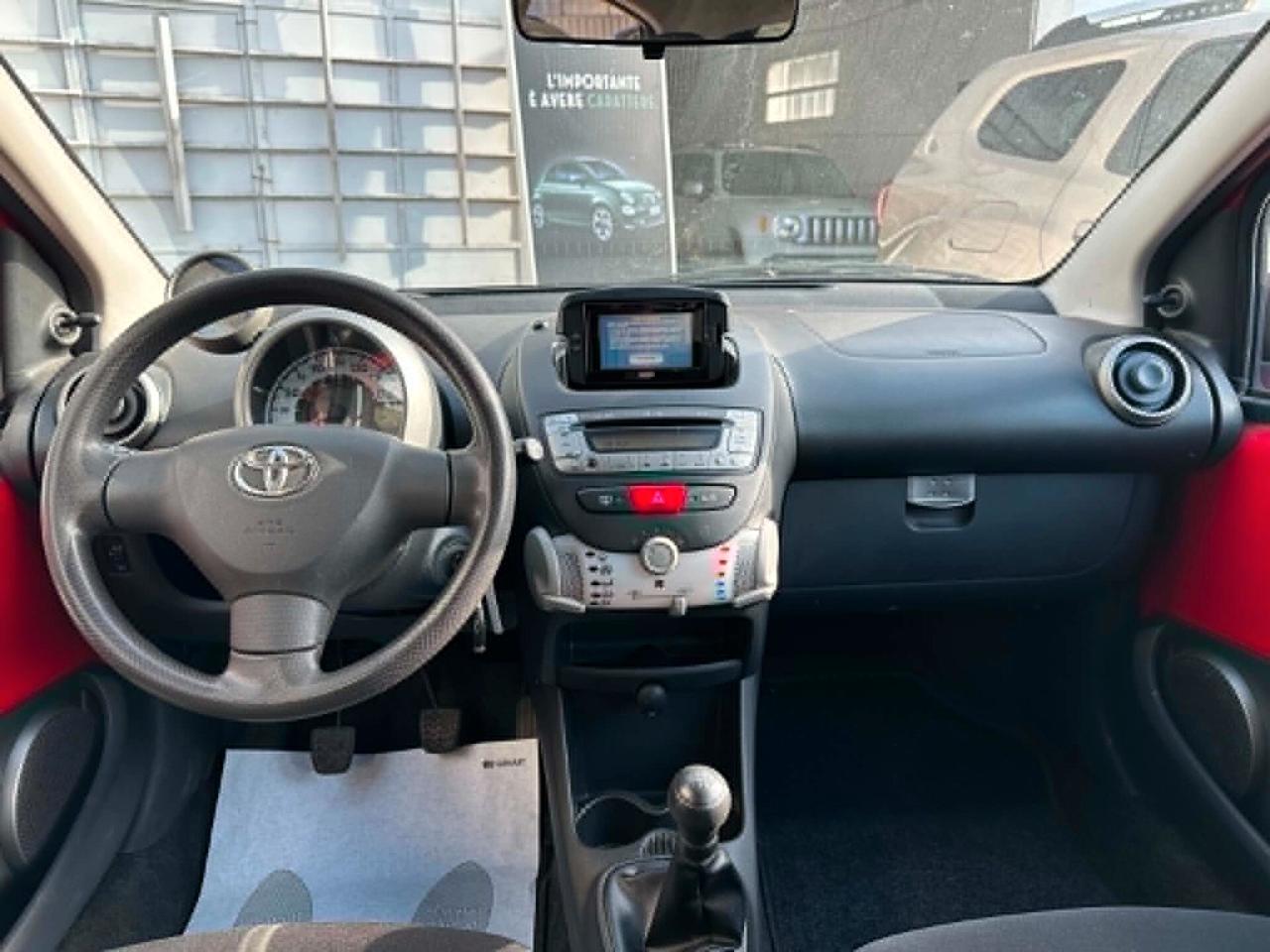 Toyota Aygo 1.0 12V VVT-i 5 porte Active Connect