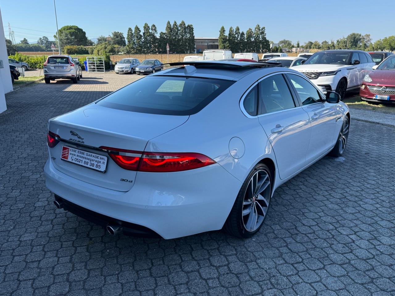 Jaguar XF 3.0 D V6 300 CV aut. R-Sport