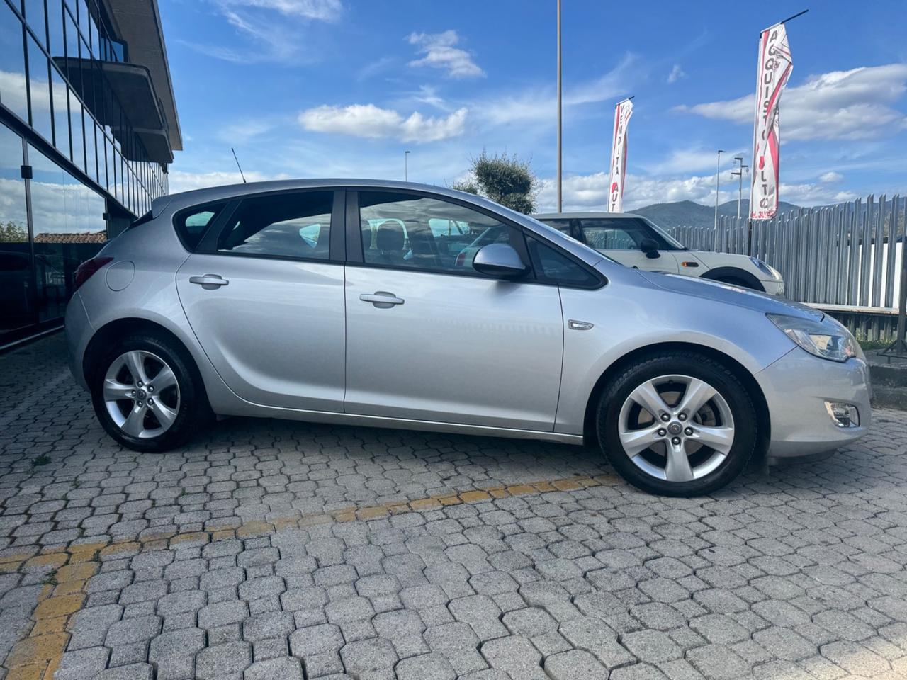 Opel Astra 1.7 CDTI 110CV 5 porte Cosmo