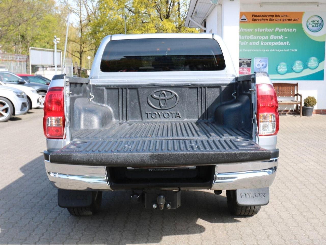 Toyota Hilux 2.4 Double Cab Lounge 4x4 2019