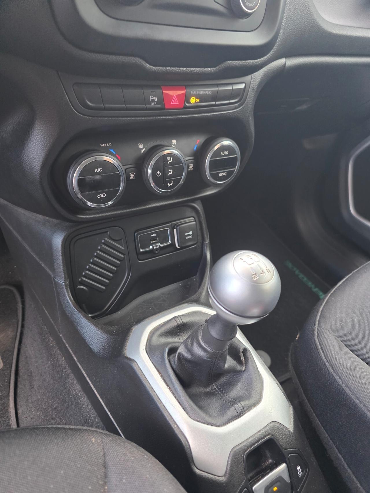 Jeep Renegade 1.6 E-TorQ EVO Longitude