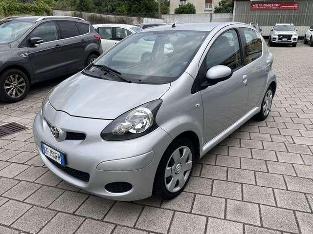 Toyota Aygo Aygo 1.0 12V VVT-i 5 porte Sol