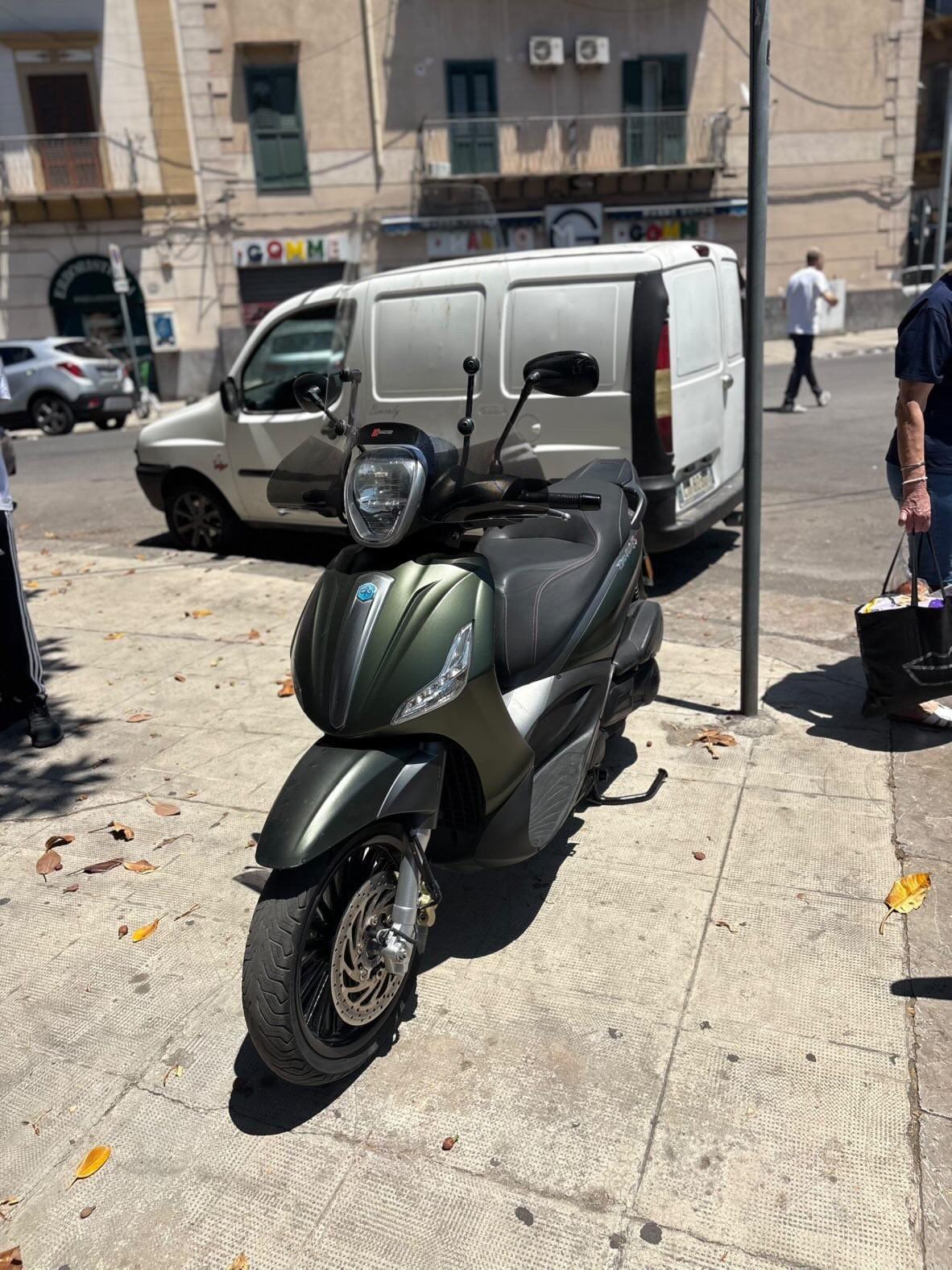 Piaggio Beverly 300 i.e.