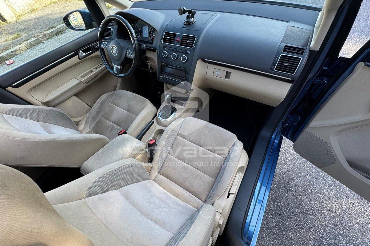 VOLKSWAGEN Touran 1.4 TSI DSG Highline EcoFuel