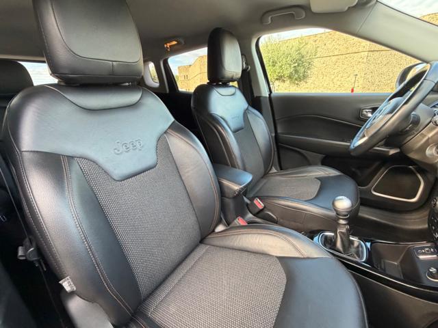 JEEP Compass 1.6 MJT 120CV LIMITED TOTAL BLACK+18'+NAVI+CARPLAY