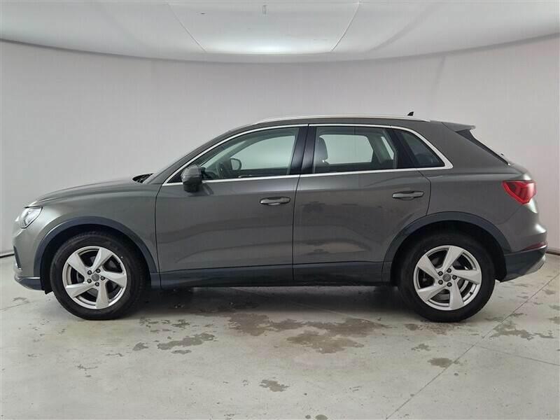 AUDI Q3 35 TDI S tronic Business Advanced