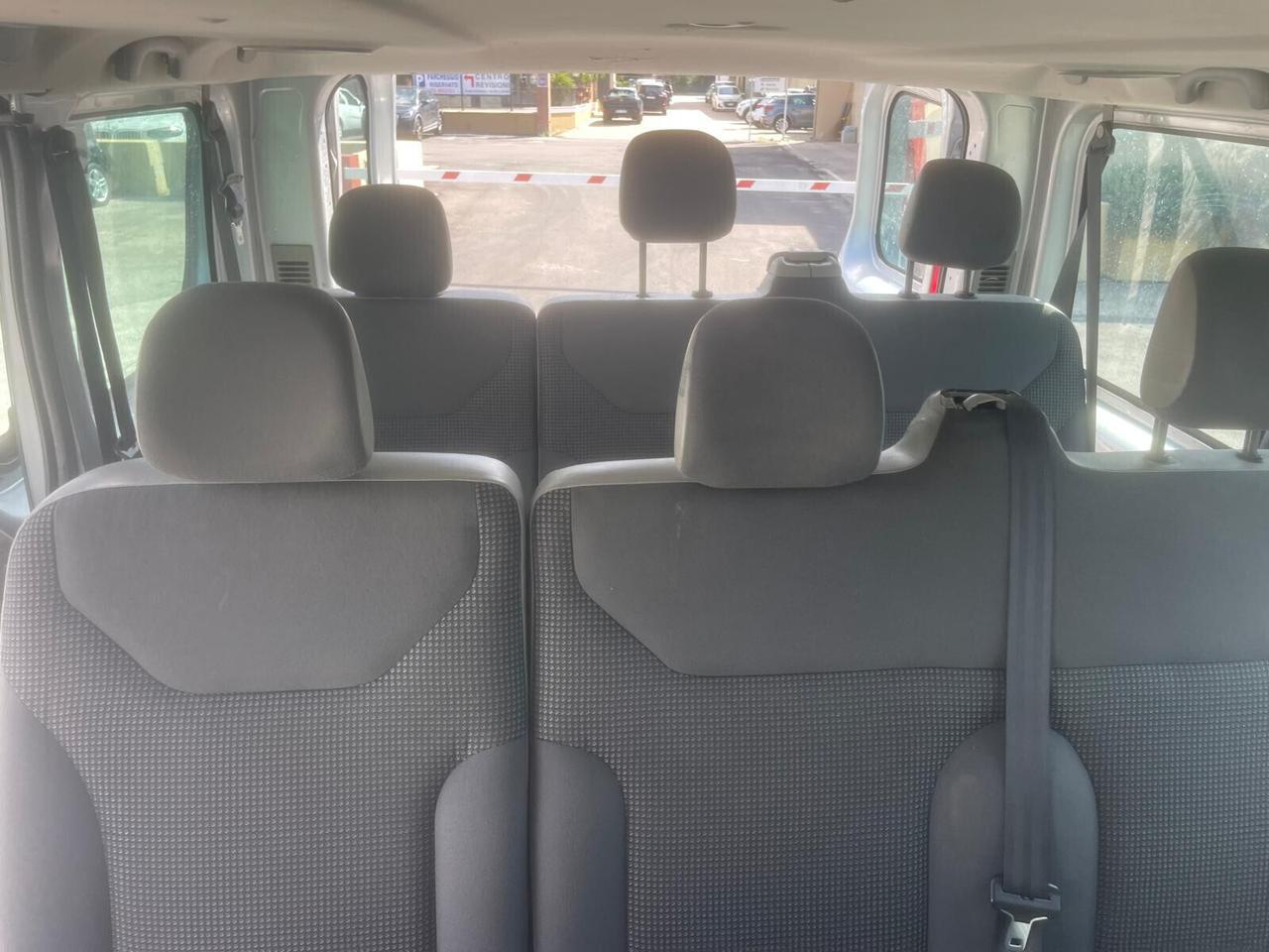 Opel Vivaro 29 2.0 CDTI PC-TN Combi Semivetrato M1
