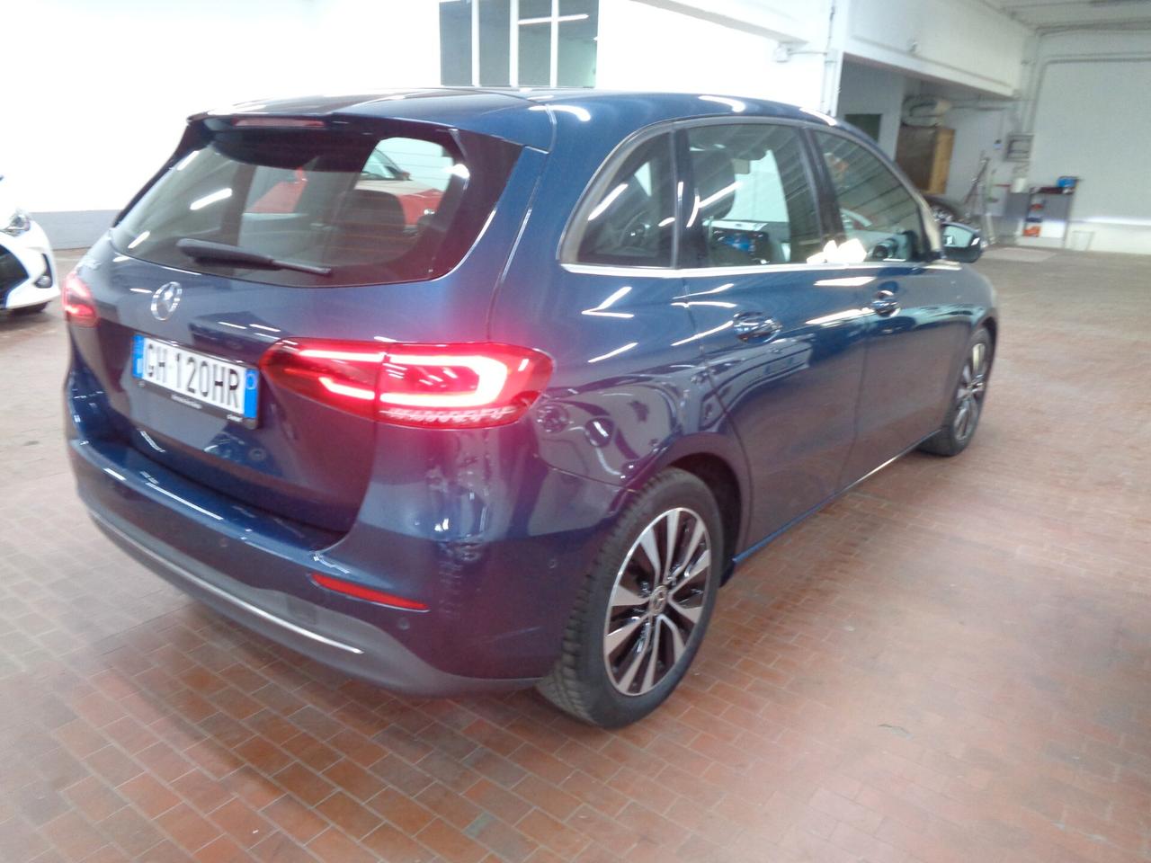 Mercedes-benz B 180 d Automatic Business Extra
